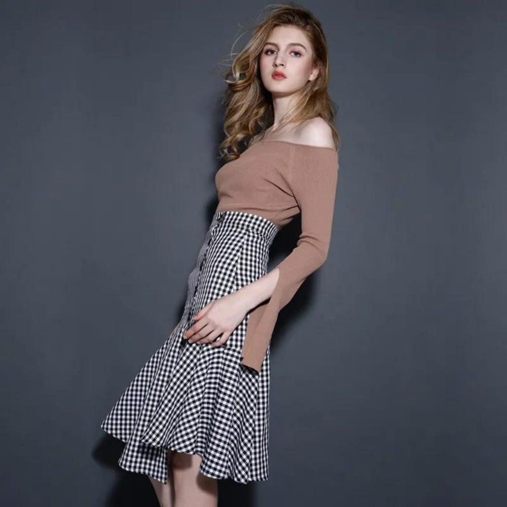 Checkered Fishtail Skirt  - Picture 2 of 5